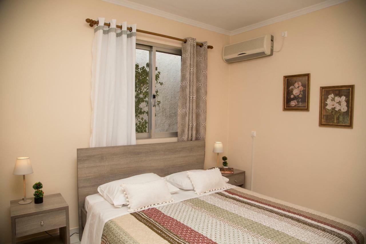 Philippos House Apartment นีดรี ภายนอก รูปภาพ