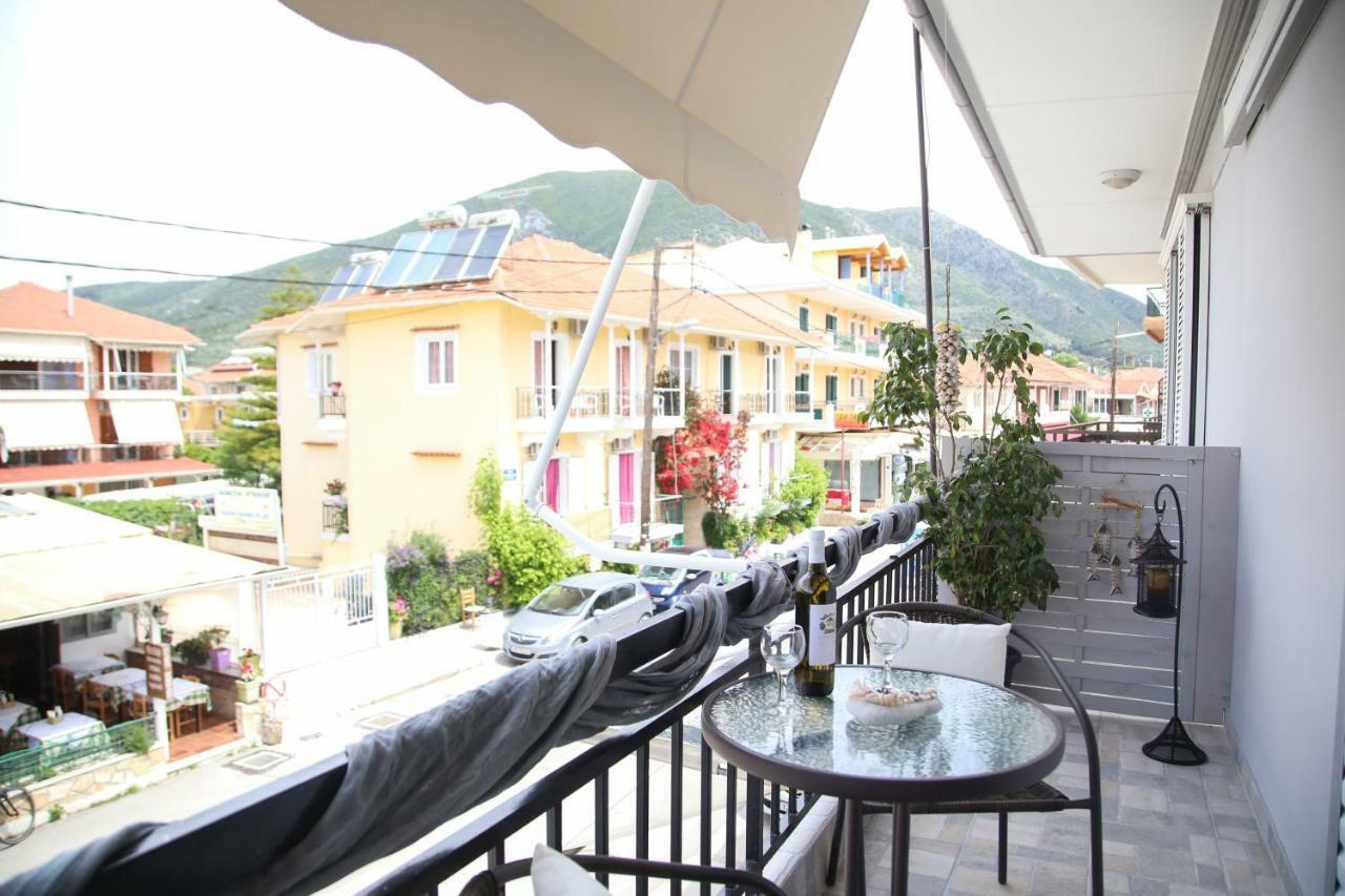 Philippos House Apartment นีดรี ภายนอก รูปภาพ
