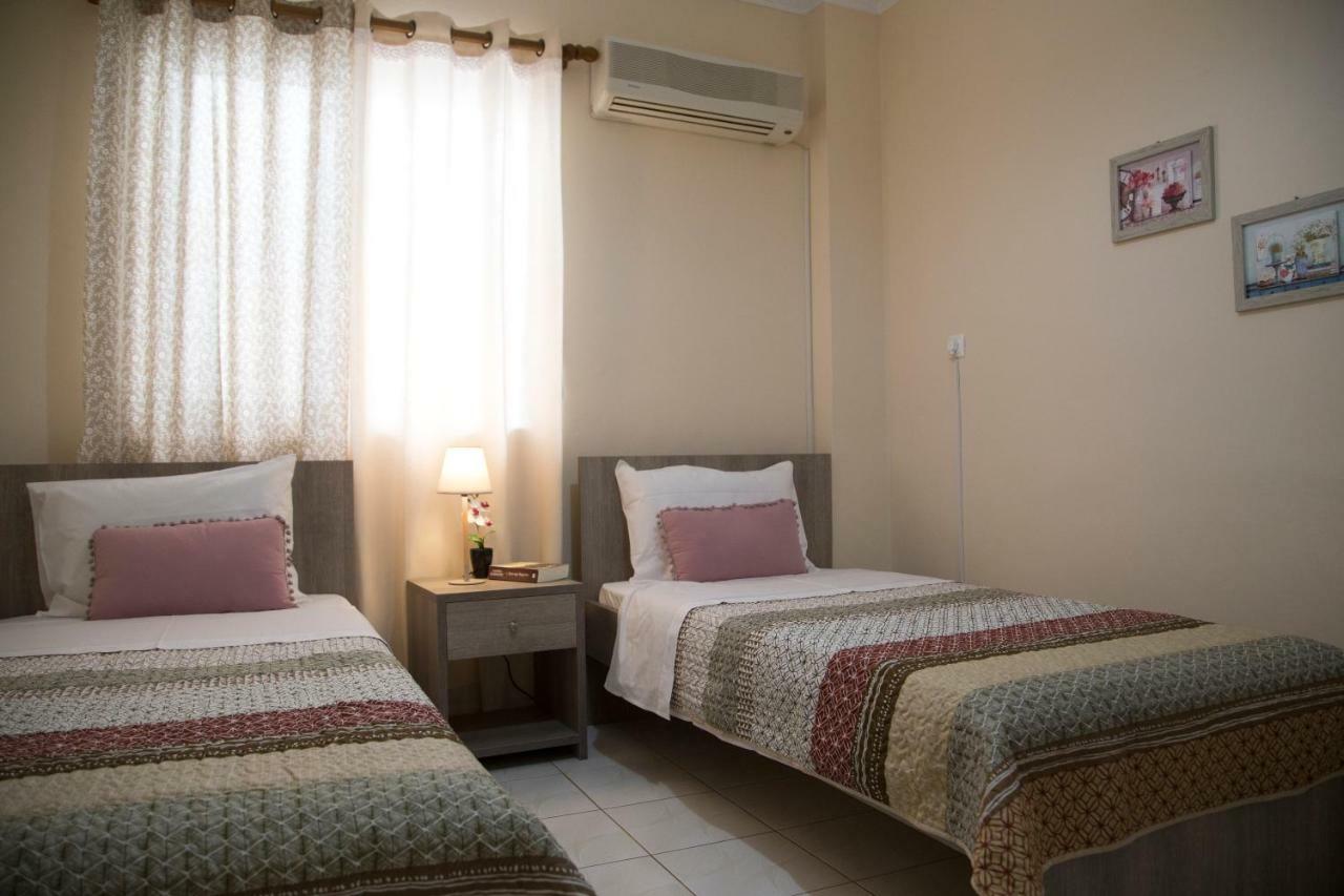 Philippos House Apartment นีดรี ภายนอก รูปภาพ